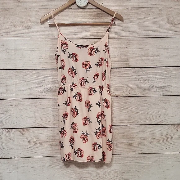 forever 21 red floral dress BNWT Women's New Forever 21 Floral Dress Size Medium Red Sleeveless Flower